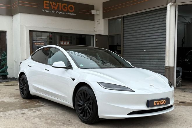 Tesla Model 3 model-3 (3) 275 autonomie standard plus  Blanc de 2023