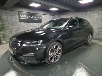  Voir d&eacute;tails -Skoda Octavia Combi 2.0 TDI RS 200 BV DSG &agrave; Gu�ret (23)