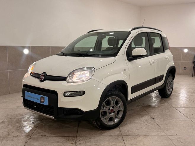 Cliquer pour voir la photo suivante Fiat Panda 4x4 twinair 85cv rock 55000kms BLANC de 2013