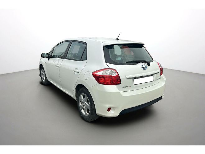 Toyota Auris Hybride 136h Style Blanche de 2012
