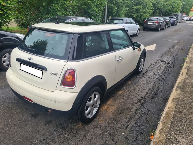 Mini Mini COOPER ONE 1.4 Blanc de 2008