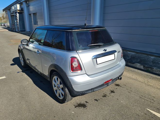 Mini Mini COOPER   120 CV INTER CUIR Gris clair de 2007
