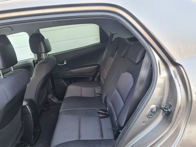 Ssangyong Korando 2.0 xdi   175 cv FACTURE ET SUIVIE 5990e Marron clair de 2011