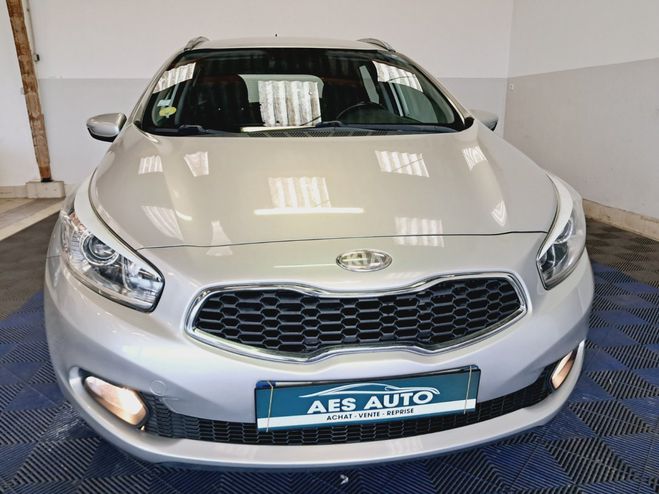 Kia Ceed d SW 1.6 CRDI 110 ch Style Gris de 2013