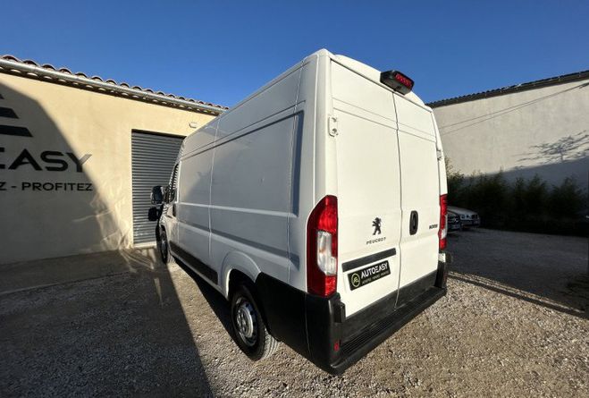 Peugeot Boxer Fg II 330 L2H2 2.2 BlueHDi S&S Premi Blanc de 2021