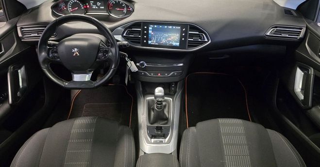 Peugeot 308 generation-ii 1.2 puretech 130 ch allure Marron de 2015