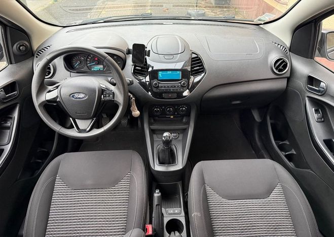 Ford KA Ka+ 1.2 tivct 70 essential faible kilome Gris de 2018