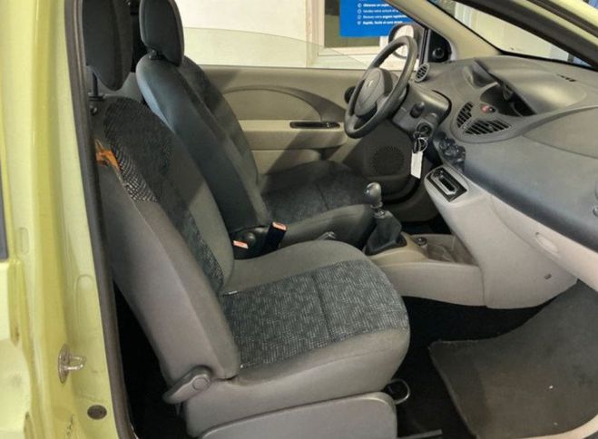 Renault Twingo II 1.2 LEV 16V 75CH AUTHENTIQUE Jaune de 2009