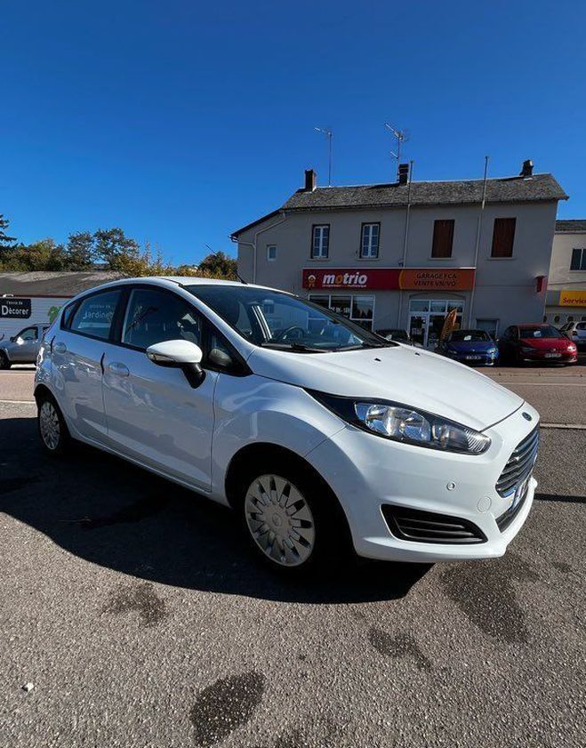 Ford Fiesta 1.6 TDCI 95 cv Business Blanc de 2016