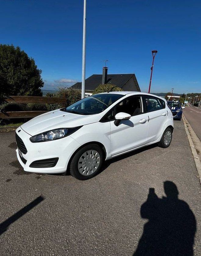 Ford Fiesta 1.6 TDCI 95 cv Business Blanc de 2016