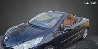  Voir d&eacute;tails -Peugeot 207 CC 1.6 VTi 150 ch Coup� Cabriolet &agrave; Montceau-les-Mines (71)