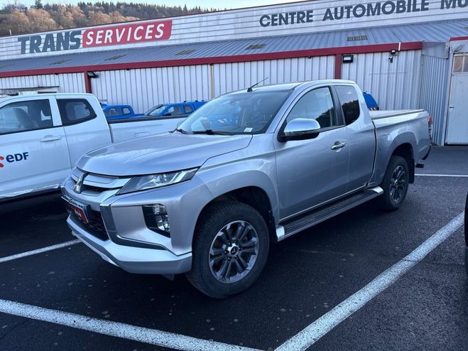 Mitsubishi L 200 2.2 DI-D 150CH CLUB CAB Gris F de 2020