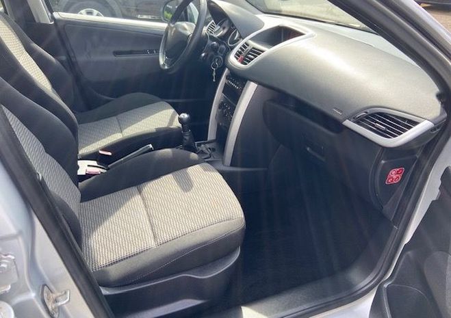 Peugeot 207 1.6 L HDI90 cv 5 portes  de 2009