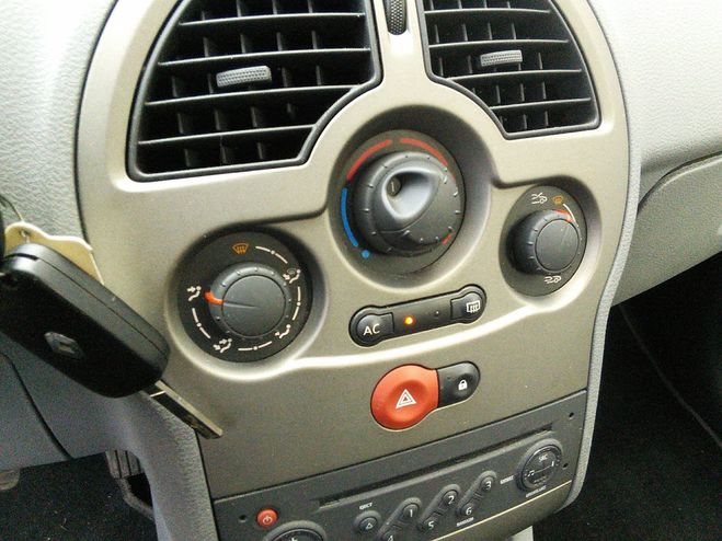 Renault Modus 1.2 100ch Expression CLIM - PREMIERE MAI Beige de 2009