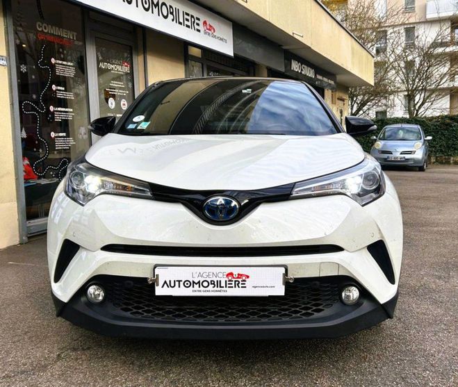 Toyota C HR 1.8 HYBRIDE 122 GRAPHIC Blanc de 2018