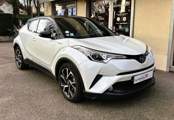 Toyota C HR 1.8 HYBRIDE 122 GRAPHIC Blanc de 2018