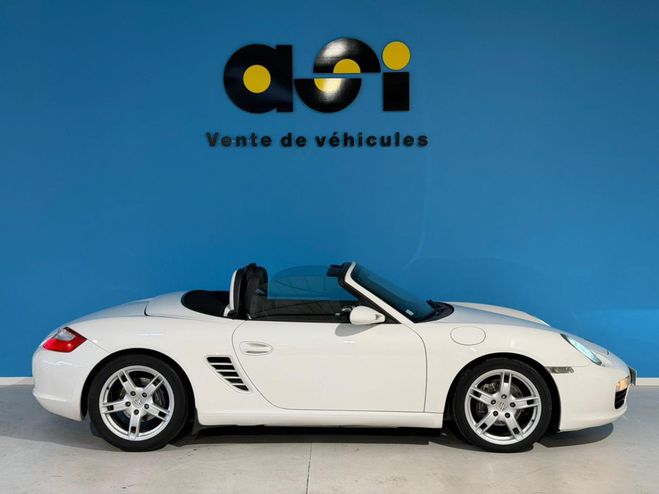 Porsche Boxster 2.7i - 240 TYPE 987 CABRIOLET . BLANC de 2005