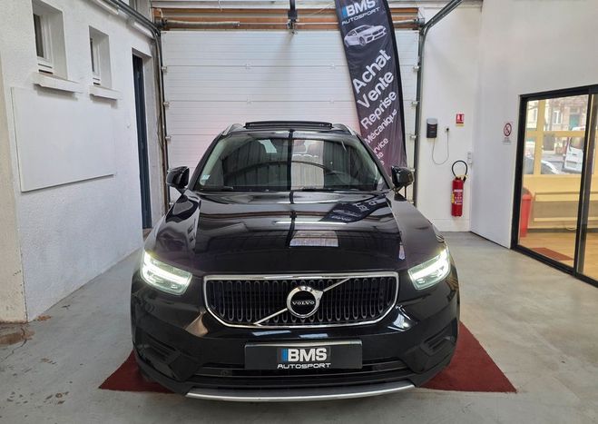 Volvo XC40 D3 150 Momentum (Toit Ouvrant, Cam�ra, L Noir de 2019