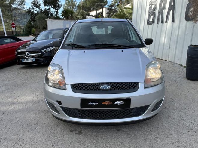 Ford Fiesta 1.25i Fun GRIS CLAIR de 2008