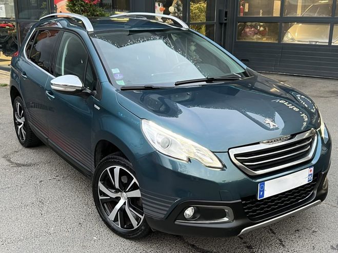 Peugeot 2008 URBAN CROSS 1.2 110 Cv ECRAN GPS TACTILE Bleu de 2016