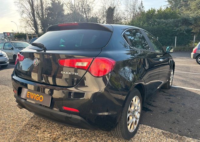 Alfa romeo Giulietta 1.6 jtdm 120ch super Noir de 2017