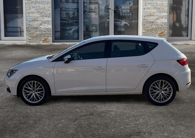 Seat Leon 1.2 tsi 110ch connect si�ges cuir-alcant Blanc de 2017