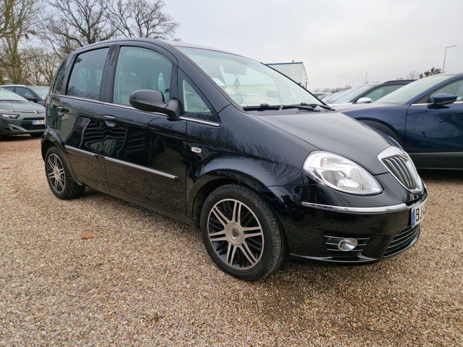 Lancia Musa II 1.3 Multijet 16v 95 DPF Stop&Start 5t NOIR de 2011
