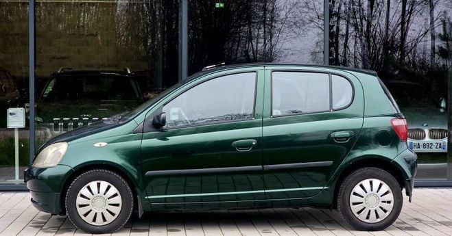 Toyota Yaris 1.3 86CH SOL BVA 5P Vert de 2000