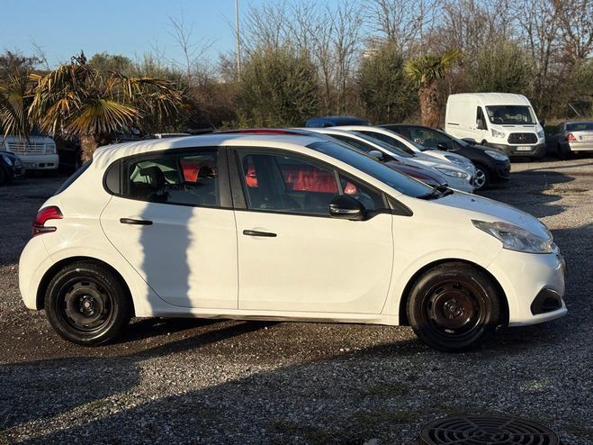 Peugeot 208 1.6 BLUE HDI TURBO Blanc de 2015
