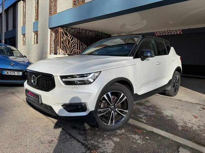 Volvo XC40 D4 AWD AdBlue 190 ch Geartronic 8 R-Desi Blanc de 2019