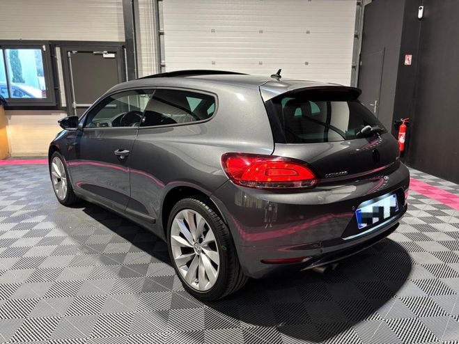 Volkswagen Scirocco 2.0 TDI 140 FAP Sportline DSG6 Gris de 2011