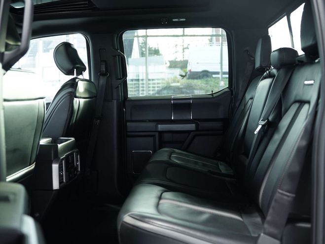 Ford F150 platinum crewmax 4x4 tout compris hors h Gris de 2018