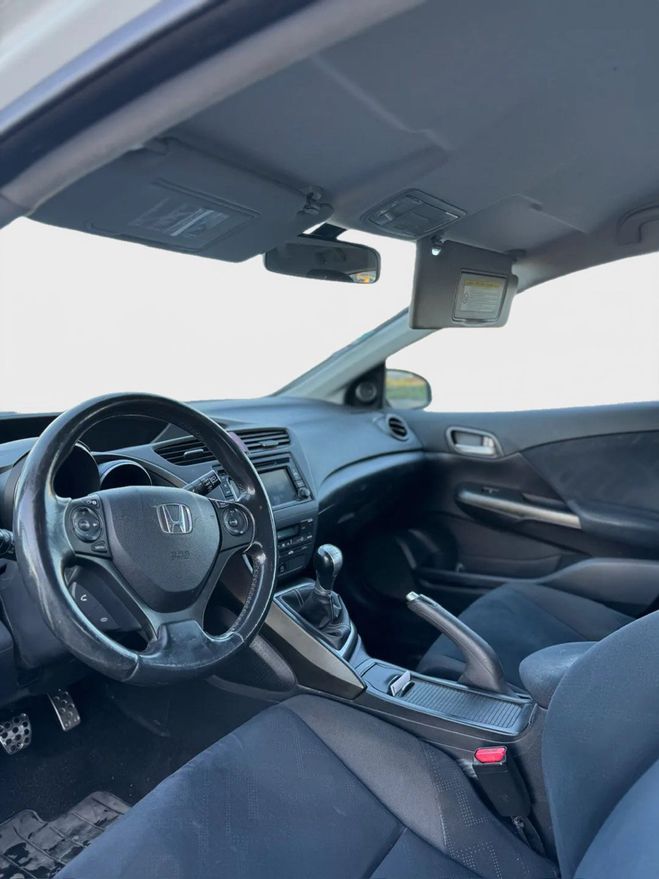 Honda Civic IX (FK) Blanc de 2013