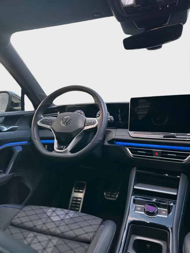 Volkswagen Tiguan 2.0 TDI DSG R-Line BLACK-STYLE Noir de 2024