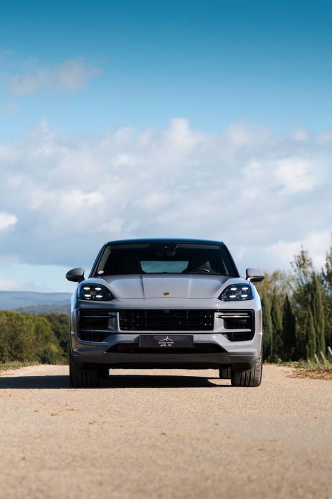 Porsche Cayenne 3 V6 E-HYBRID COUPE PH2 Gris de 2024