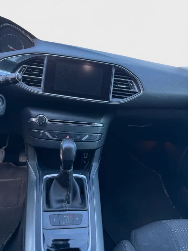 Peugeot 308 II 1.6 BlueHDi FAP 120ch Active EAT6 Gris de 2015