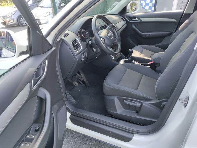 Audi Q3 2WD S�rie 1  2.0 TDI  DPF 140  CLIM -  1 Blanc de 2012