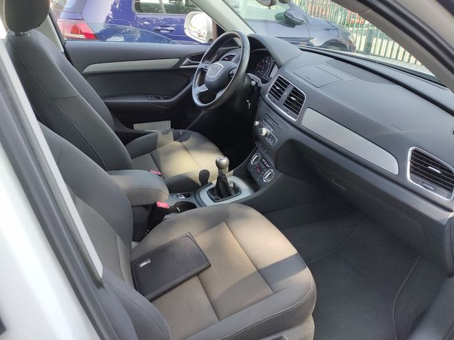 Audi Q3 2WD S�rie 1  2.0 TDI  DPF 140  CLIM -  1 Blanc de 2012