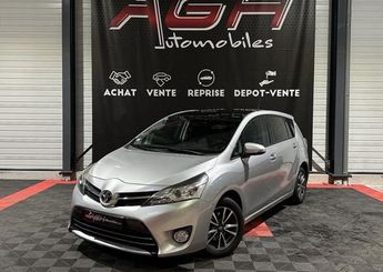  Voir d&eacute;tails -Toyota Verso 112 D-4D FAP Feel 5 places &agrave; Pulnoy (54)