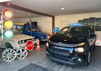  Voir d&eacute;tails -Citroen C3 Soci�t� III 1.2 VTI 82 Feel 5 Portes &agrave; Nanteuil-l�s-Meaux (77)