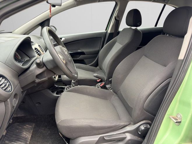 Opel Corsa 1.0 ESSENTIA 5P Vert de 2010