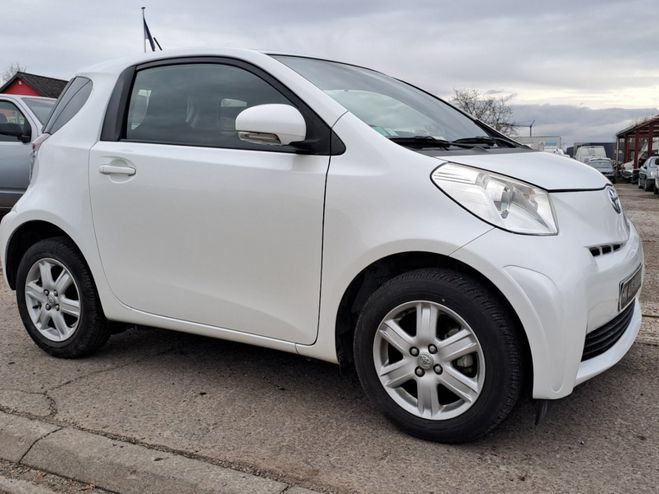 Toyota Iq 1.0 VVT-i 68 cv BLANC de 2009