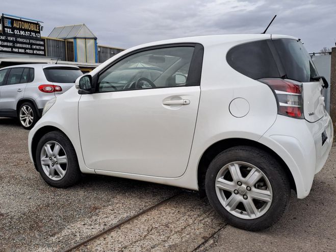 Toyota Iq 1.0 VVT-i 68 cv BLANC de 2009