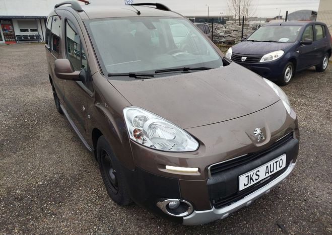 Peugeot Partner Tepee 1.6 HDi FAP 115 cv 7 PL Marron de 2014