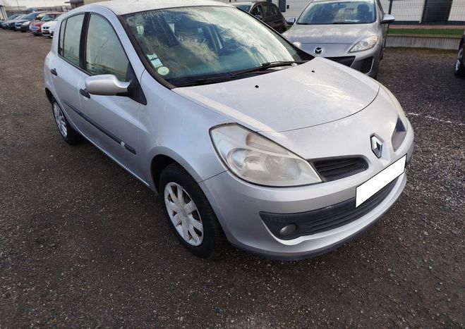 Renault Clio 1.2 75cv Argent de 2005