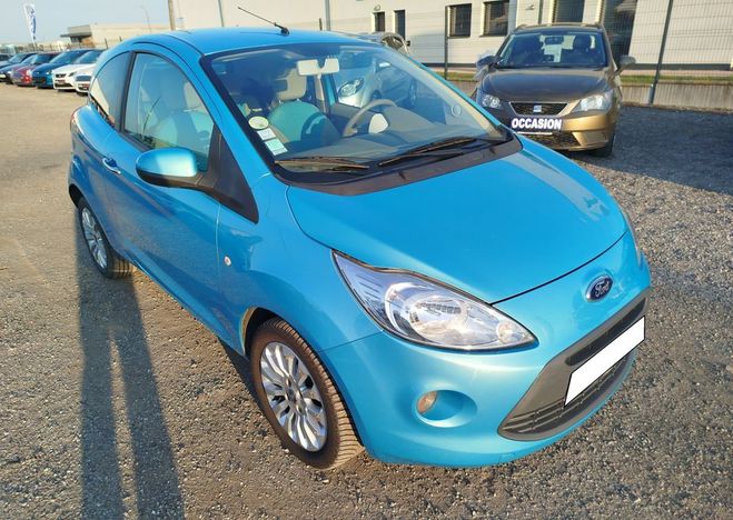Ford KA Plus 1.2 69 cv trend Bleu de 2010