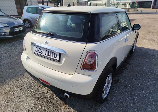 Mini One 1.4i 95 cv essence Blanc de 2008