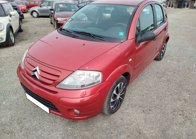 Cliquer pour voir la photo suivante Citroen C3 Phase 2 1.4 i 75 cv Rouge de 2009