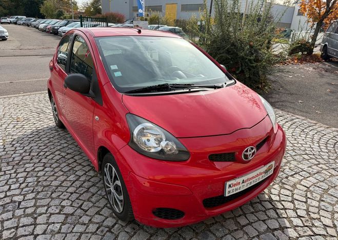Toyota Aygo 5 Portes 1.0 VVTi 12V 68 cv-2009 Rouge de 2009