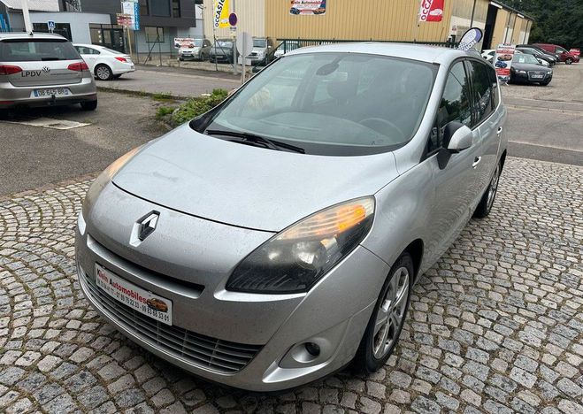 Renault Grand Scenic III 1.9 dCi 131 cv -GPS 7 PLACES-2010 Gris de 2010